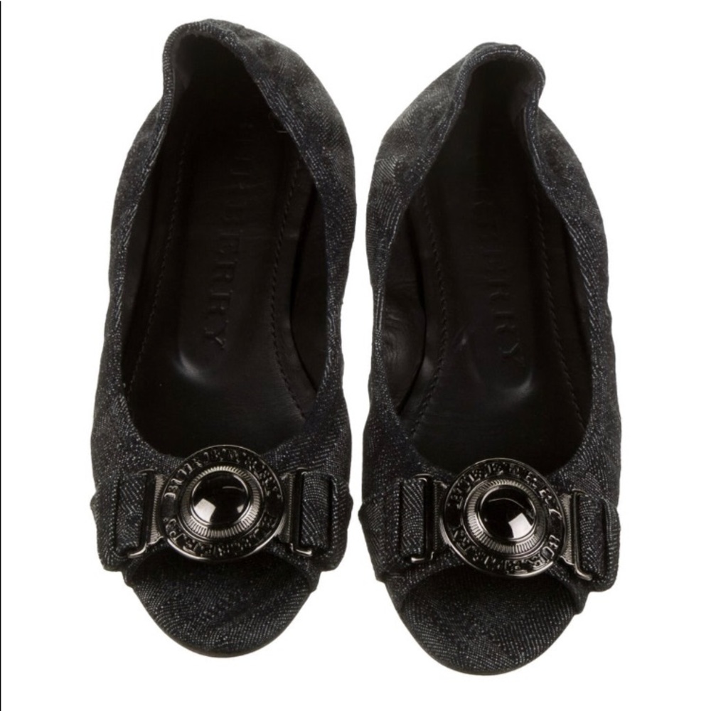 Authentic Burberry Ballet flats